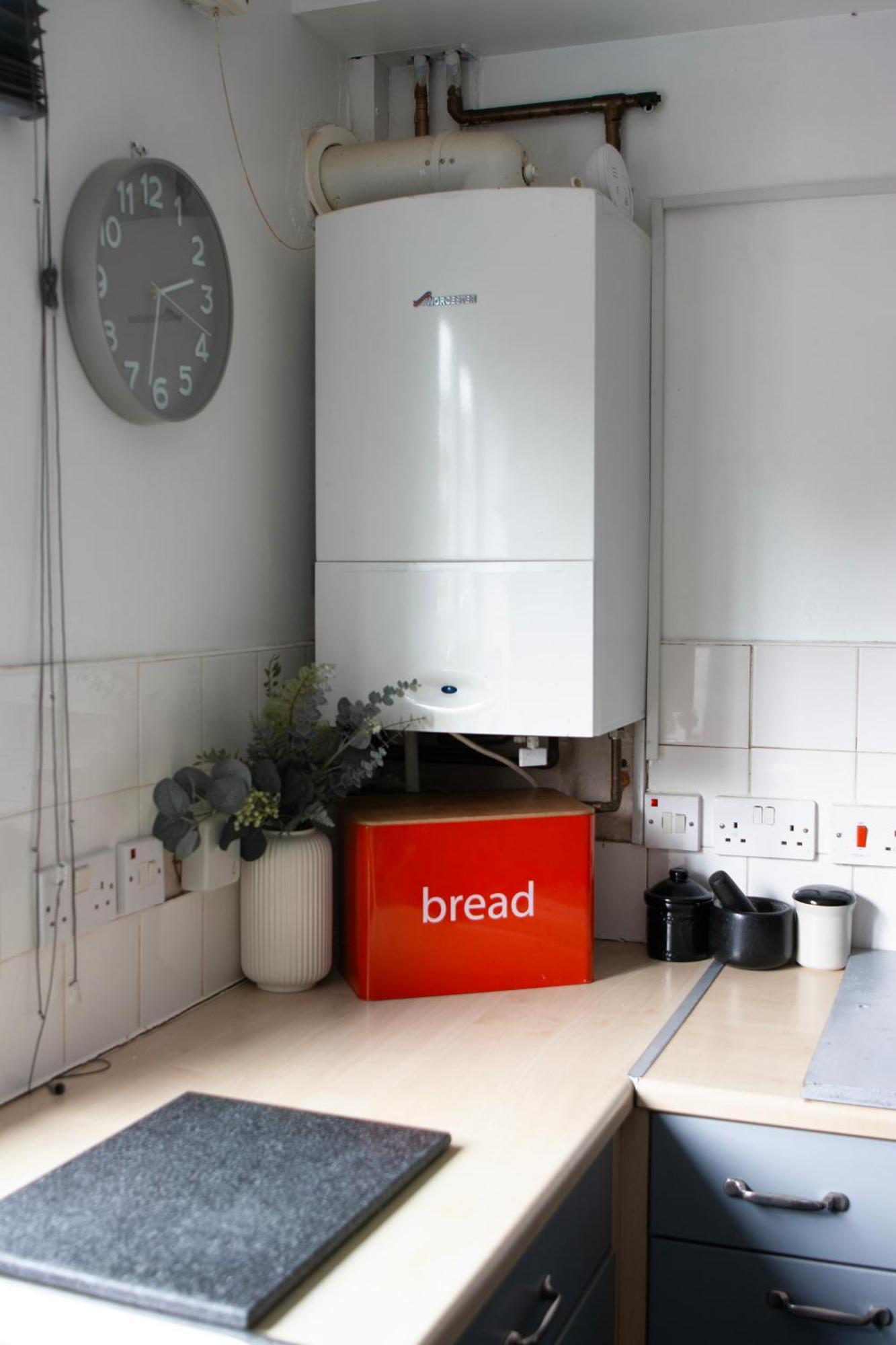 Well-Equipped 4 Bedroom House Close To City Centre Leeds  Exterior photo