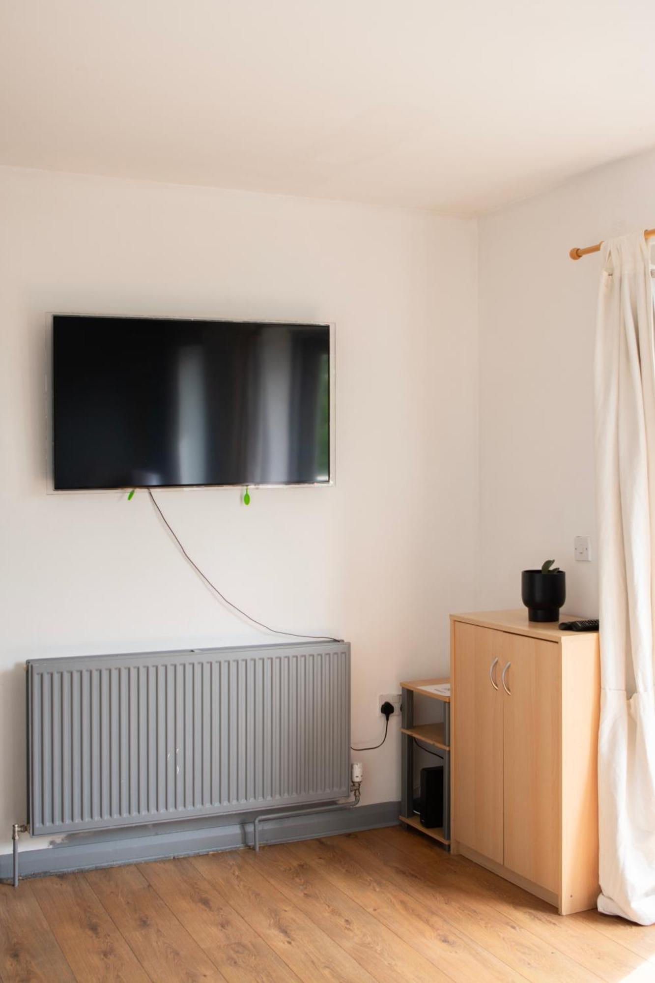 Well-Equipped 4 Bedroom House Close To City Centre Leeds  Exterior photo