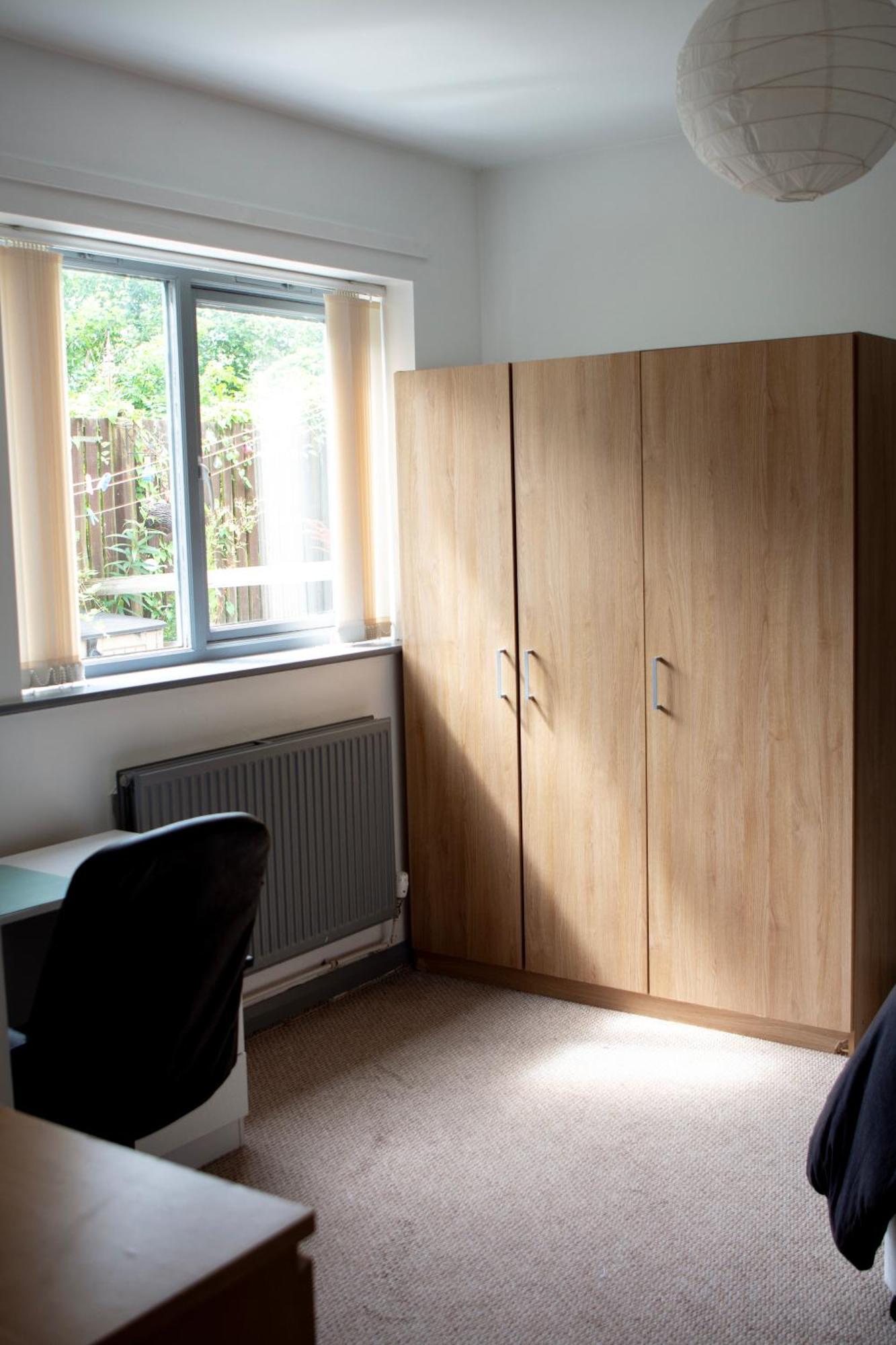 Well-Equipped 4 Bedroom House Close To City Centre Leeds  Exterior photo