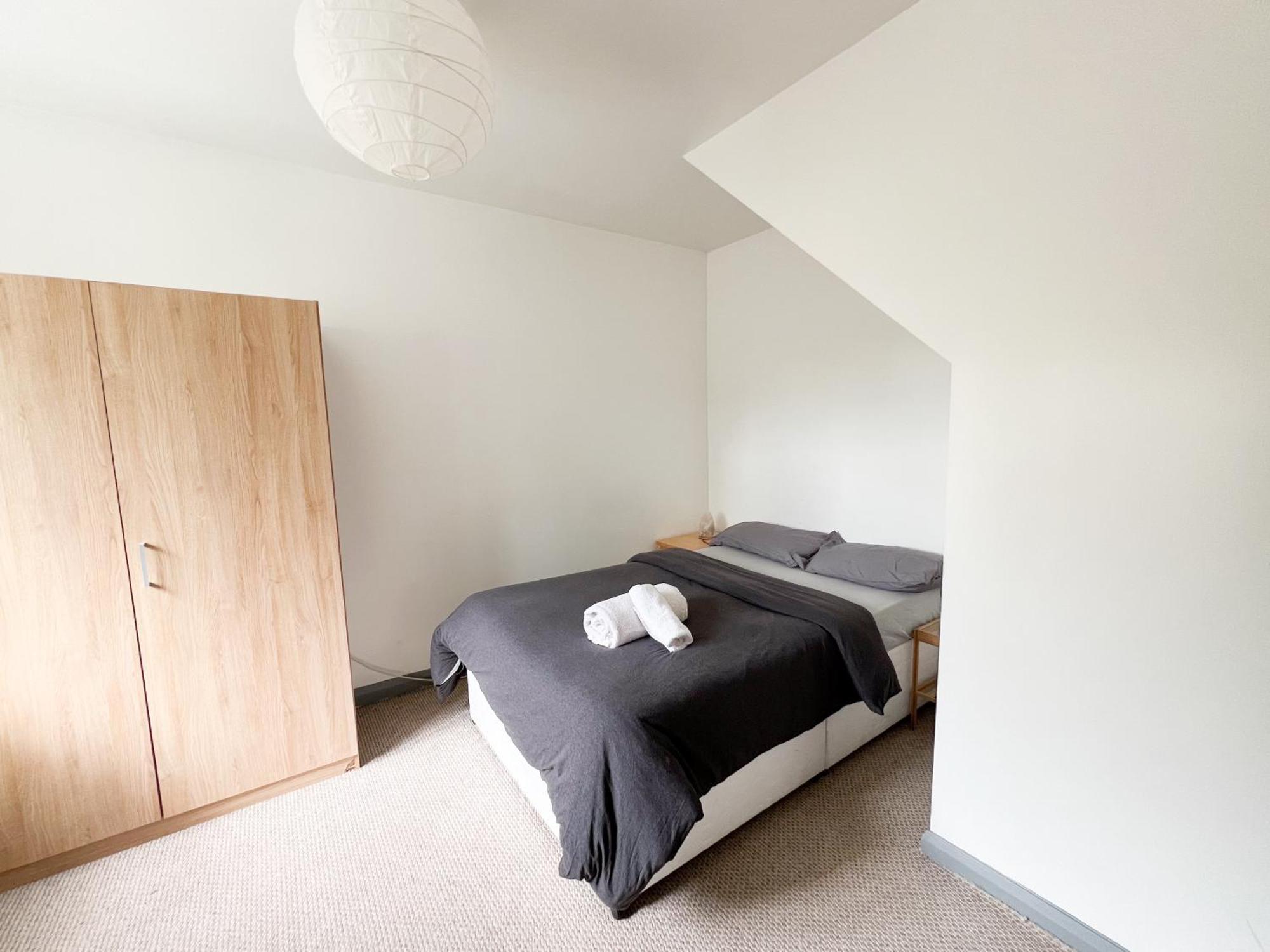 Well-Equipped 4 Bedroom House Close To City Centre Leeds  Exterior photo